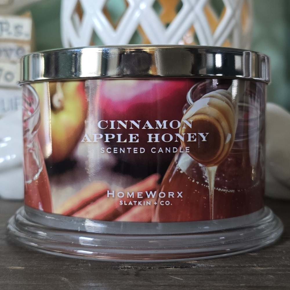 Homeworx Cinnamon Apple Honey Scented Candle